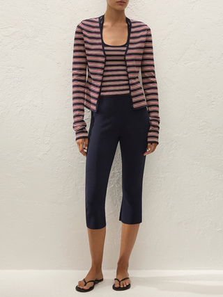 Leandra Capri Pant   Navy
